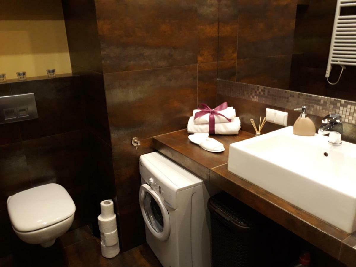 Mg Apartments Gieldowa Varşova Dış mekan fotoğraf
