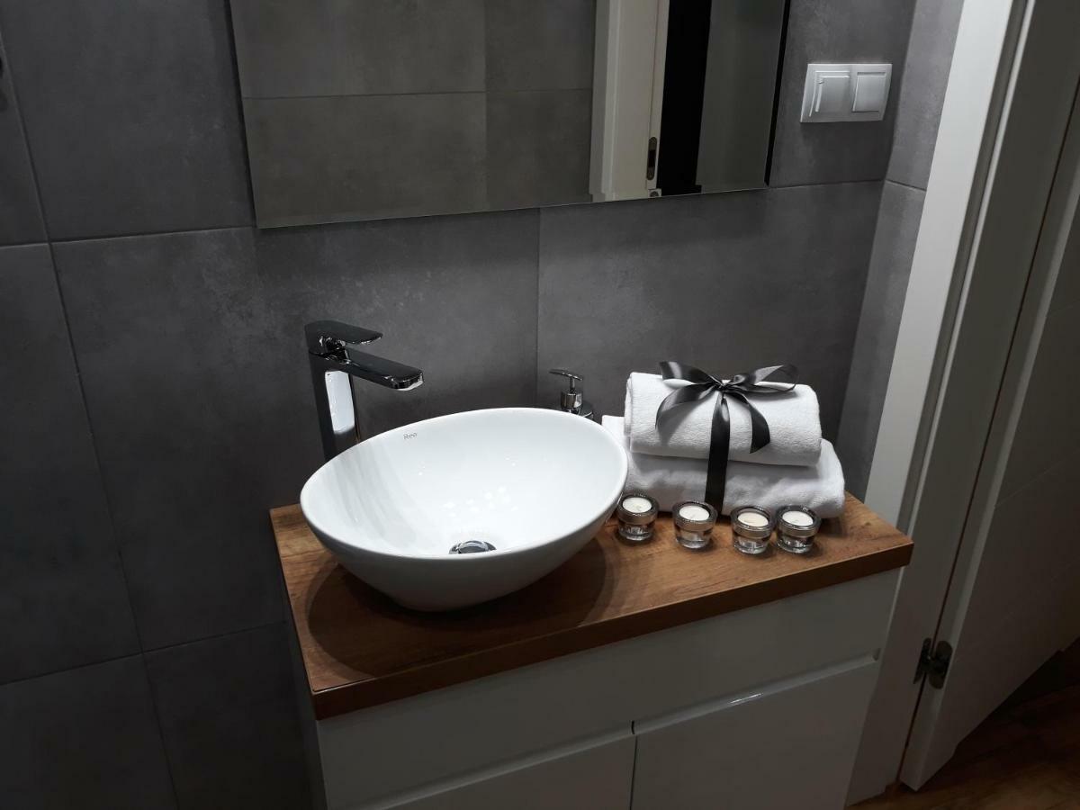 Mg Apartments Gieldowa Varşova Dış mekan fotoğraf